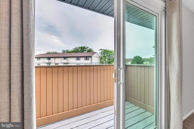 19609 Gunners Branch Rd unit 3331, Germantown, MD 20876 - photo 5