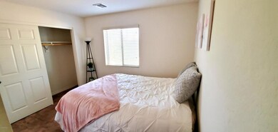 7646 W Heatherbrae Dr, Phoenix, AZ 85033 - photo 6