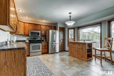 1205 Wakefield Dr, Springfield, IL 62704 - photo 6