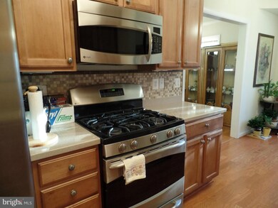 11193 Wortham Crest Cir unit 59, Manassas, VA 20109 - photo 3