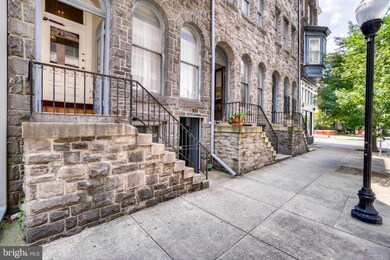 11 W Biddle St unit 11B, Baltimore, MD 21201 - photo 3