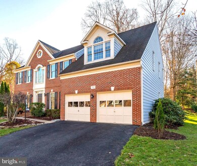 9211 Deveron Ct, Fairfax Station, VA 22039 - photo 4