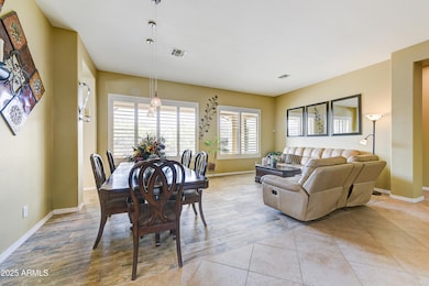 05-Living & Dining Room