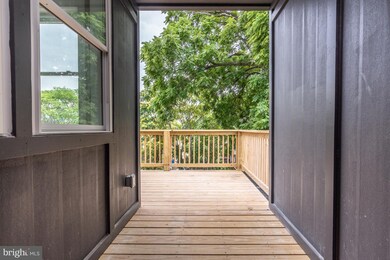 430 Kenyon St NW unit 2, Washington, DC 20010 - photo 4