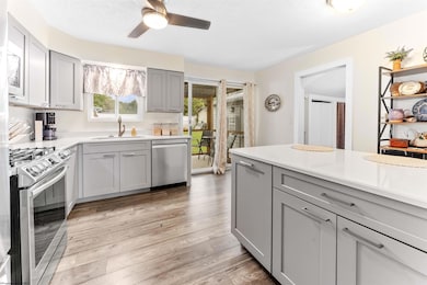 208 W Hillcrest Ave, Morgantown, WV 26501 - photo 5