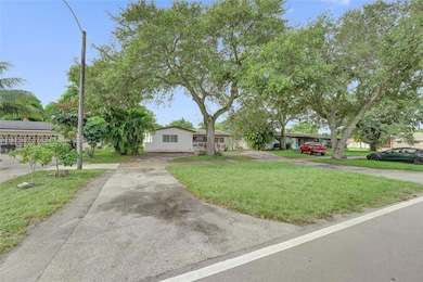3330 Taft St, Hollywood, FL 33021 - photo 6