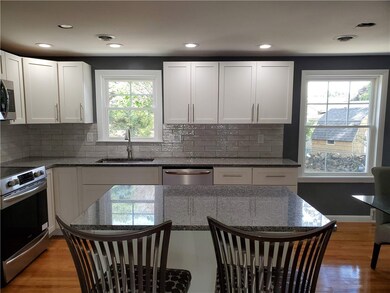 39 Everbloom Dr, Cranston, RI 02920 - photo 4