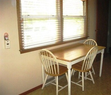 609 W 11th St, La Porte, IN 46350 - photo 4