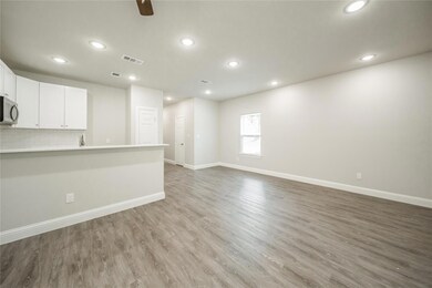 1014 W Ford St, Denison, TX 75020 - photo 4