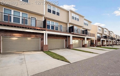 27846 Hopkins Dr, Novi, MI 48377 - photo 5