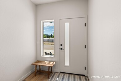 2028 Sunset Dr unit 5, Medford, OR 97501 - photo 3