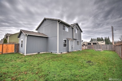 14910 Mountain View Ct SE, Yelm, WA 98597 - photo 4