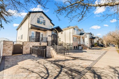 74 Pitney Ave, Staten Island, NY 10309 - photo 3