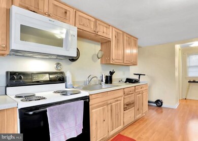 316 W 9th St unit B, Front Royal, VA 22630 - photo 2