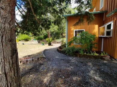 6005 Pleasant Creek Rd, Rogue River, OR 97537 - photo 6