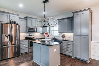 140 Walnut St, Paradise, TX 76073 - photo 4