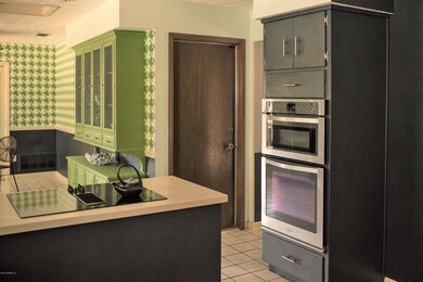 5355 Secluded Oaks Ln, Jacksonville, FL 32210 - photo 7