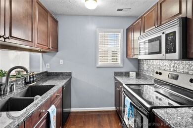 216 Waterdown Dr unit 12, Fayetteville, NC 28314 - photo 5