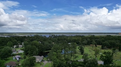 401 Brentwood Cir, Brunswick, GA 31523 - photo 2