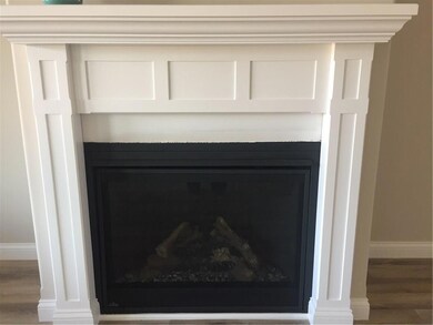 5646 Poplar Woods Ct, Columbus, IN 47203 - photo 4