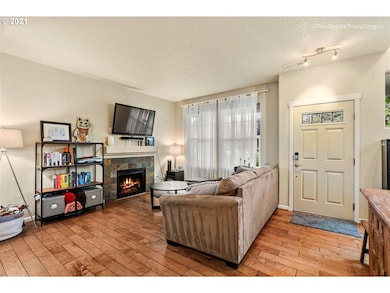 10564 NE Gateway St, Hillsboro, OR 97006 - photo 7