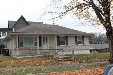 5114 Smart Ave, Kansas City, MO 64124 - photo 4