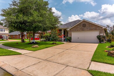 29903 Saw Oaks Dr, Magnolia, TX 77355 - photo 2