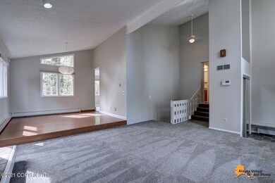 Raised dining room