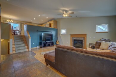 5216 Stoneman Dr, Fitchburg, WI 53711 - photo 4