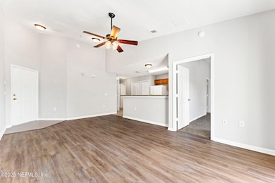 5201 Playpen Dr unit 811, Jacksonville, FL 32210 - photo 4