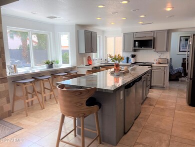 2113 E Nantuckett Dr, Gilbert, AZ 85234 - photo 3