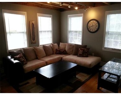 332 High St unit 332, Newburyport, MA 01950 - photo 2