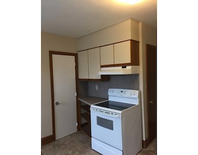 13 Boylston St unit 2, Easthampton, MA 01027 - photo 6