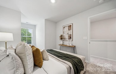 2950 Sloan Dr unit 26, Charlotte, NC 28208 - photo 6