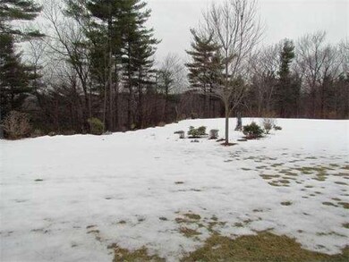 208 Bridle Cross Rd, Fitchburg, MA 01420 - photo 5