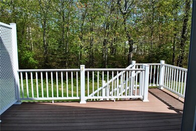 79 Southwinds Dr, Wakefield, RI 02879 - photo 3