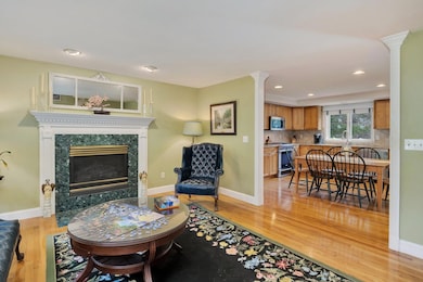 25 Monmouth Cir, North Falmouth, MA 02556 - photo 6