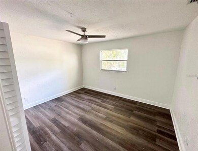 2100 28th Ave N, Saint Petersburg, FL 33713 - photo 6