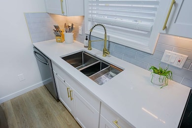 27 Silver Rd, Everett, MA 02149 - photo 5