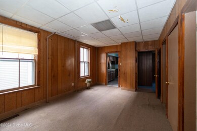 53 Mcclellan St, Schenectady, NY 12304 - photo 6