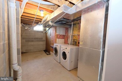 17 Alans Ln, Boyertown, PA 19512 - photo 4