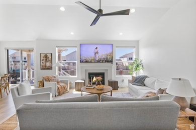 4947 Evergreen Ln, Highland, UT 84003 - photo 2