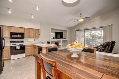 Beautiful Kitchen to enjoy family time