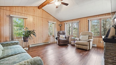 179 Tulip St, Dingmans Ferry, PA 18328 - photo 3