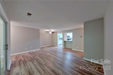 1052 Churchill Downs Ct unit i, Charlotte, NC 28211 - photo 6