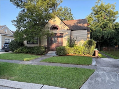 214 Ridgewood Dr, Metairie, LA 70005 - photo 2