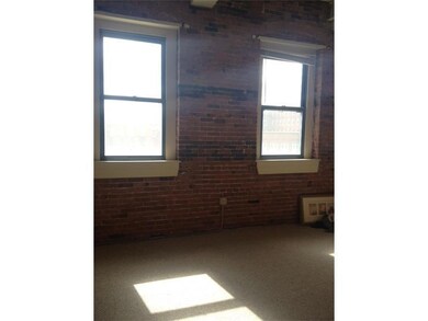 Island Terrace unit 125, Saco, ME 04072 - photo 6