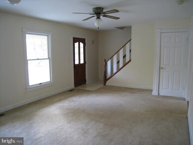 159 Monroe Bay Cir, Colonial Beach, VA 22443 - photo 4