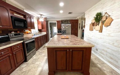 275 NW Pinellas Ct, Lake City, FL 32055 - photo 3