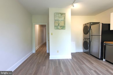 437 W Hansberry St unit 3RD FLOOR, Philadelphia, PA 19144 - photo 4